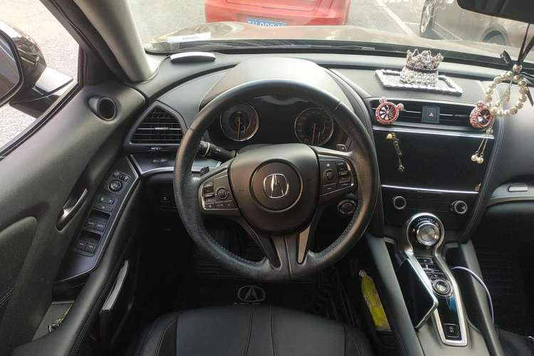Used Acura CDX 2019 1.5T Two-Wheel Drive Comfort Edition Steering Wheel