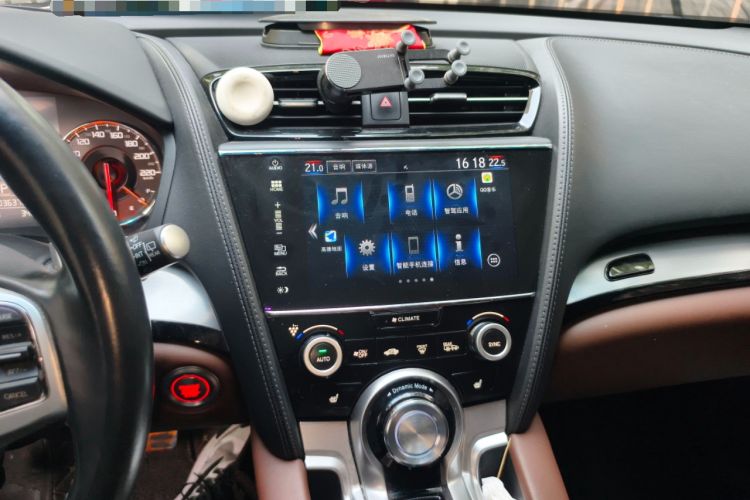 Used Acura CDX 2019 1.5T Two-Wheel Drive Deluxe Edition Audio And AC Panel