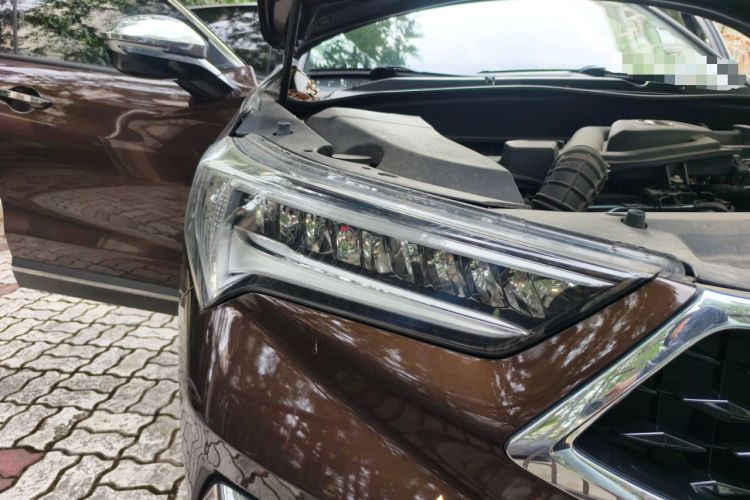 Used Acura CDX 2019 1.5T Two-Wheel Drive Deluxe Edition Right Front Headlight