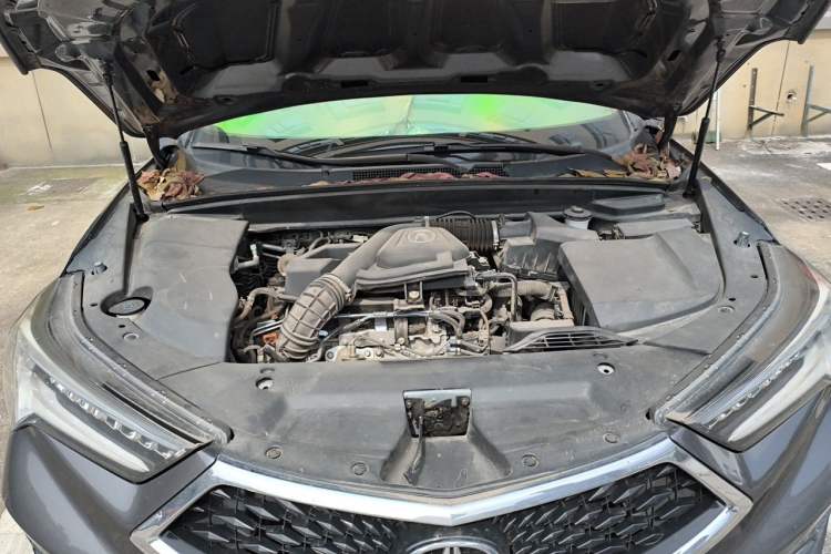 Used Acura CDX 2019 1.5T Two-Wheel Drive Deluxe Edition Engine Bay