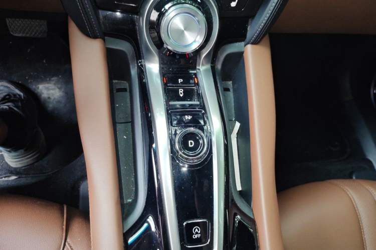 Used Acura CDX 2019 1.5T Two-Wheel Drive Deluxe Edition Gear Lever