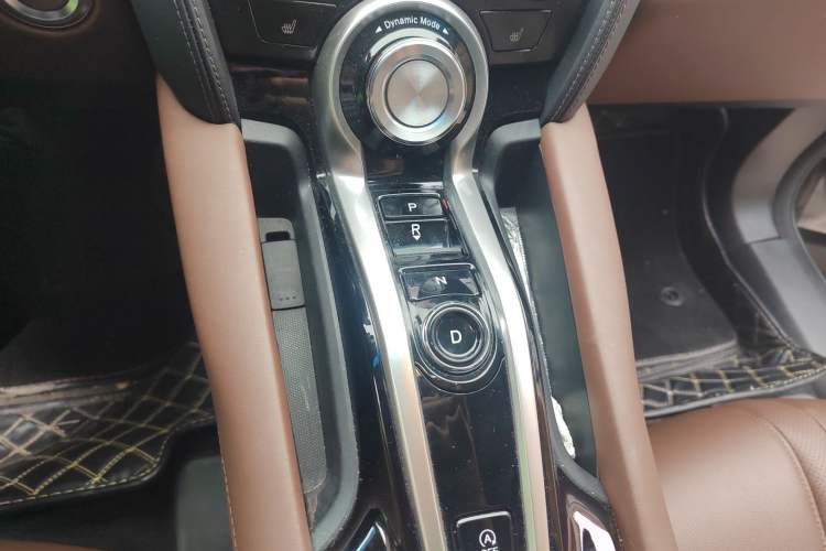 Used Acura CDX 2019 1.5T Two-Wheel Drive Deluxe Edition Gear Lever