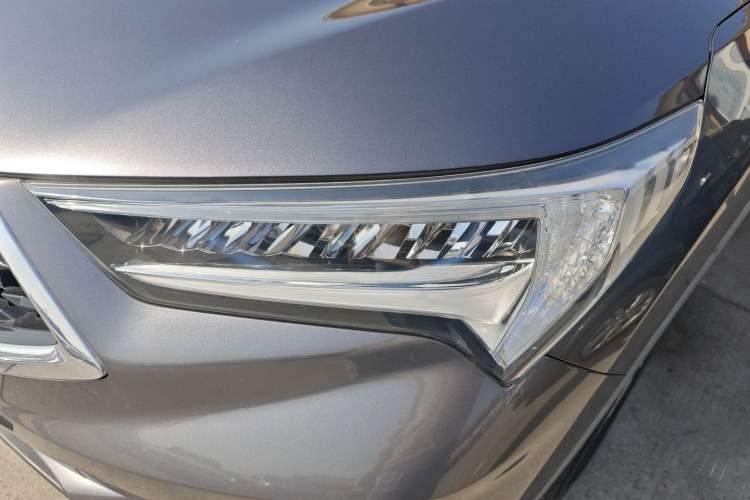 Used Acura CDX 2019 1.5T Two-Wheel Drive Deluxe Edition Left Front Headlight
