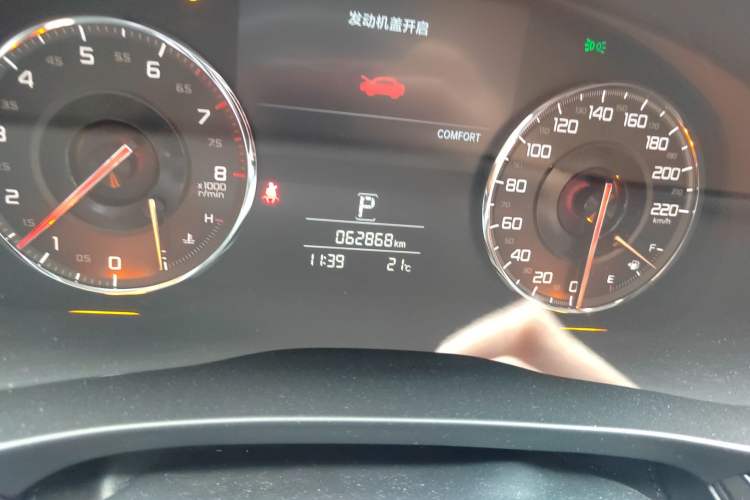 Used Acura CDX 2019 1.5T Two-Wheel Drive Deluxe Edition Odometer Close Up