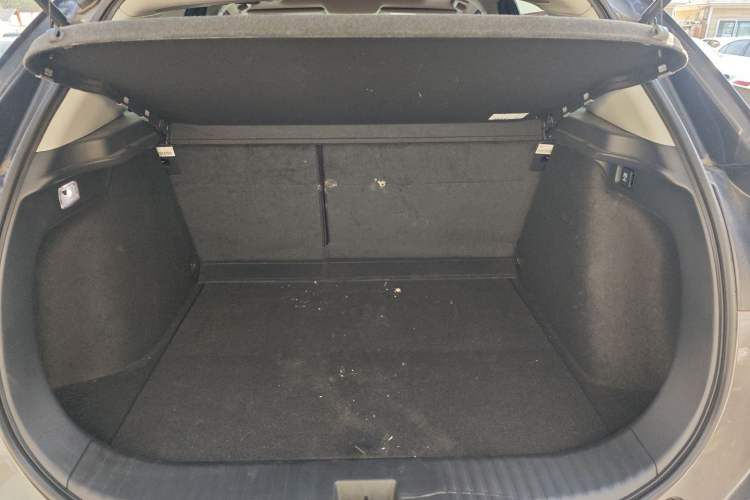 Used Acura CDX 2019 1.5T Two-Wheel Drive Deluxe Edition Trunk
