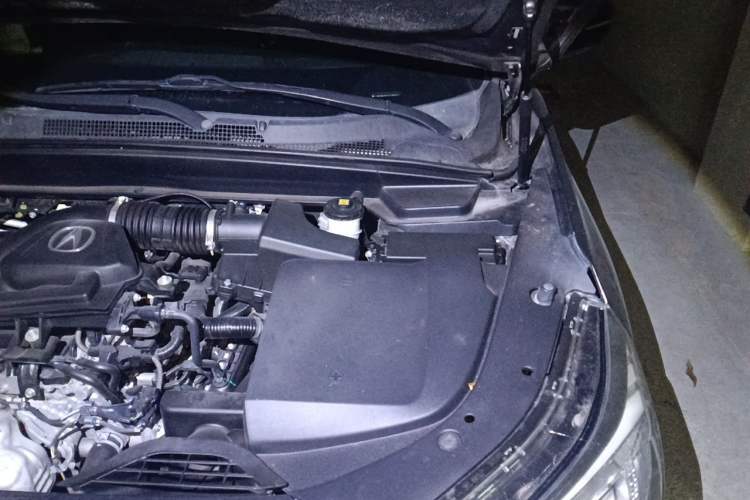 Used Acura CDX 2019 1.5T Two-Wheel Drive Deluxe Edition Engine Bay Left