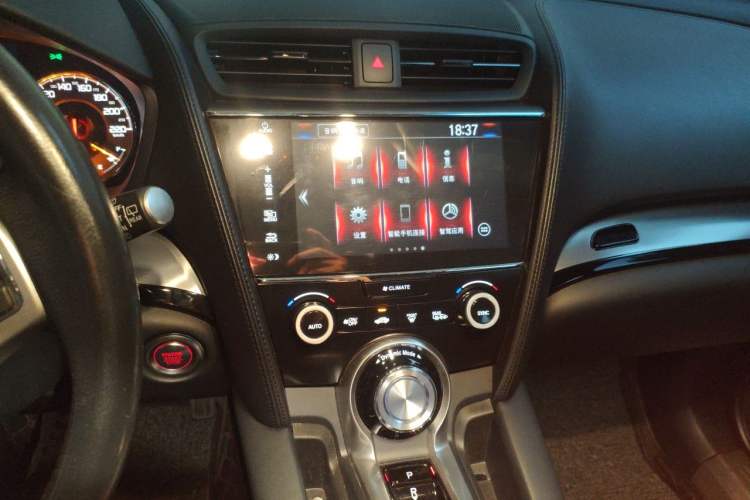 Used Acura CDX 2019 1.5T Two-Wheel Drive Enjoyment Edition Audio And AC Panel