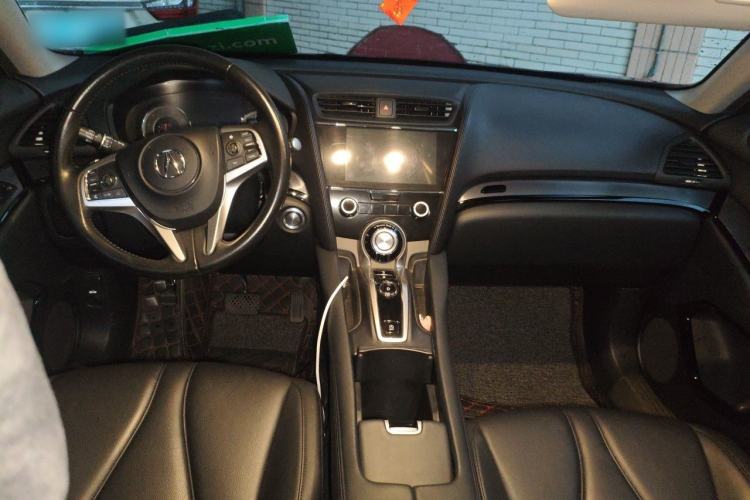 Used Acura CDX 2019 1.5T Two-Wheel Drive Enjoyment Edition Center Console