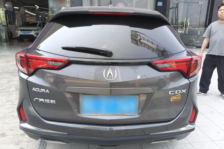 Used Acura CDX 2019 1.5T Two-Wheel Drive Deluxe Edition Rear