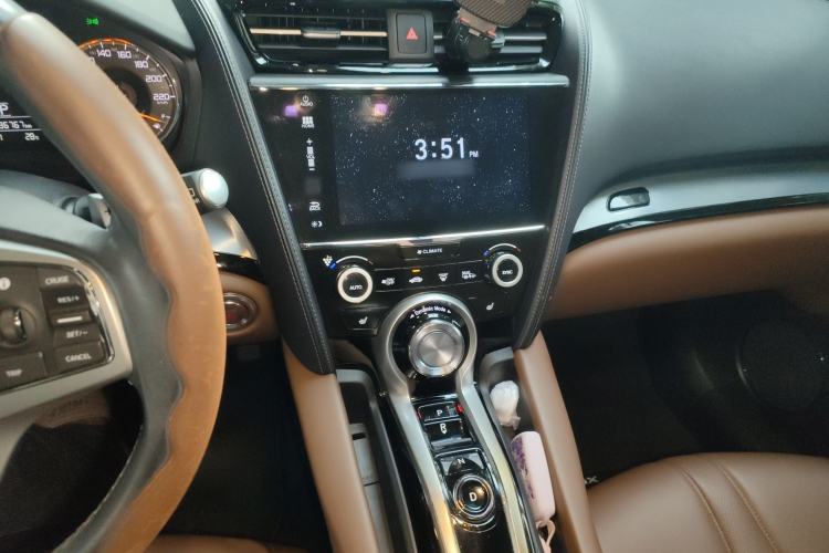 Used Acura CDX 2019 1.5T Two-Wheel Drive Deluxe Edition Audio And AC Panel