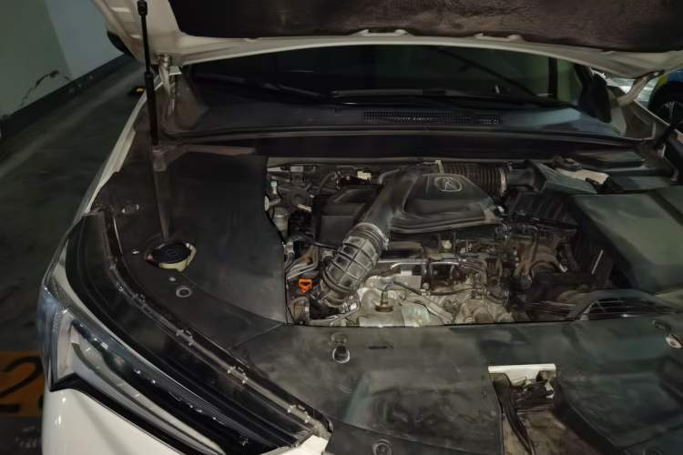 Used Acura CDX 2019 1.5T Two-Wheel Drive Enjoyment Edition Engine Bay Right