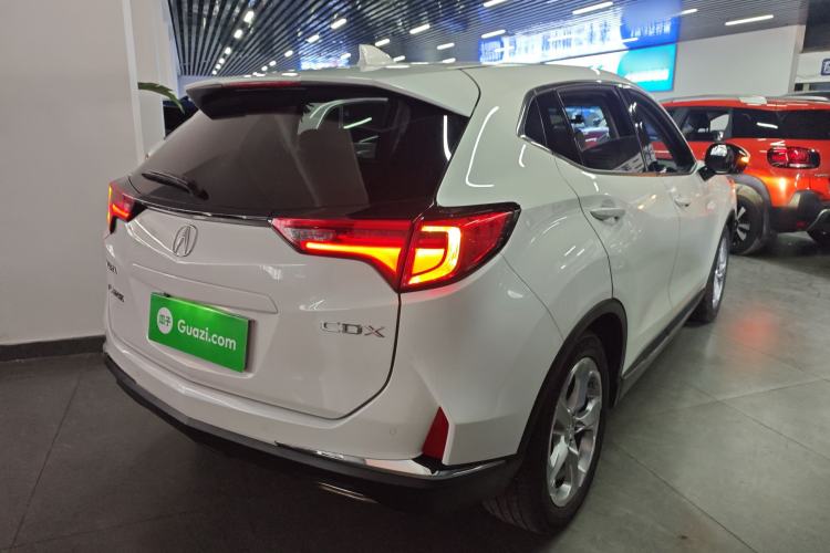 Used Acura CDX 2019 1.5T Two-Wheel Drive Deluxe Edition Exterior 5