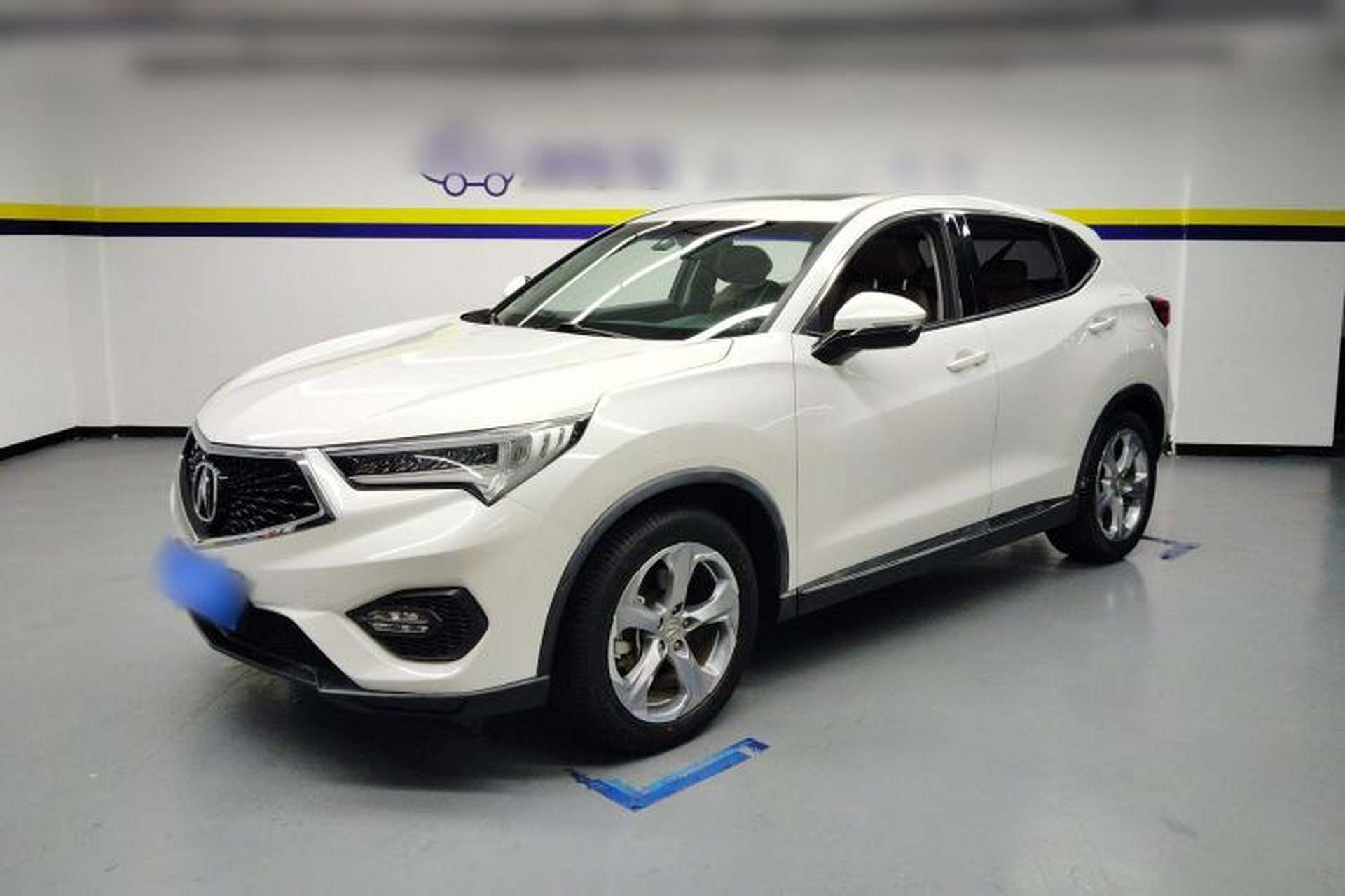 Used Acura CDX 2019 1.5T Two-Wheel Drive Deluxe Edition Front Left 45 Deg