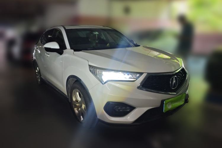 Used Acura CDX 2019 1.5T Two-Wheel Drive Deluxe Edition Front Right 45 Deg