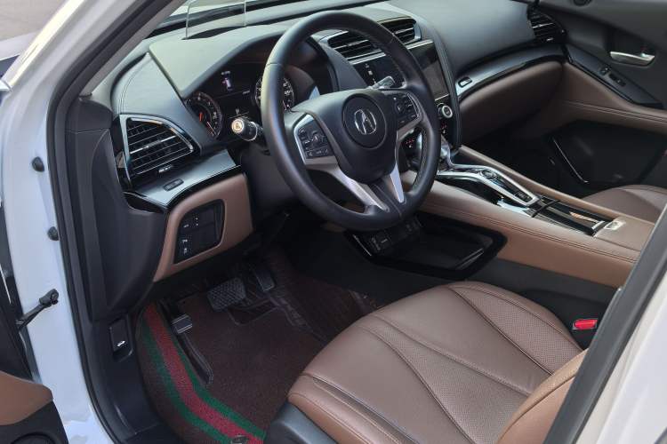 Used Acura CDX 2019 1.5T Two-Wheel Drive Deluxe Edition Interior 1