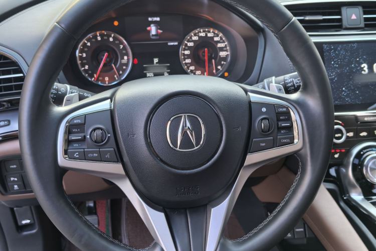 Used Acura CDX 2019 1.5T Two-Wheel Drive Deluxe Edition Interior 10