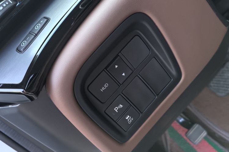 Used Acura CDX 2019 1.5T Two-Wheel Drive Deluxe Edition Interior 13