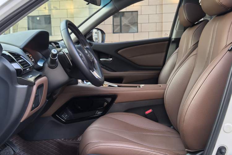 Used Acura CDX 2019 1.5T Two-Wheel Drive Deluxe Edition Interior 6
