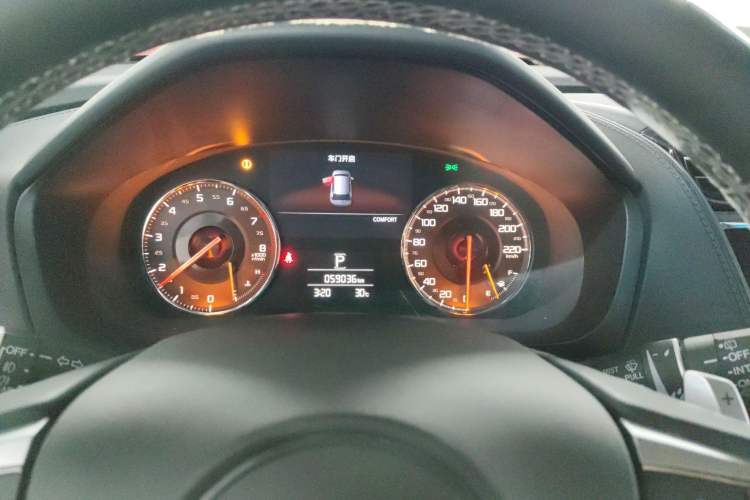 Used Acura CDX 2019 1.5T Two-Wheel Drive Deluxe Edition Odometer Close Up