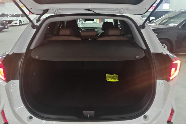 Used Acura CDX 2019 1.5T Two-Wheel Drive Deluxe Edition Trunk
