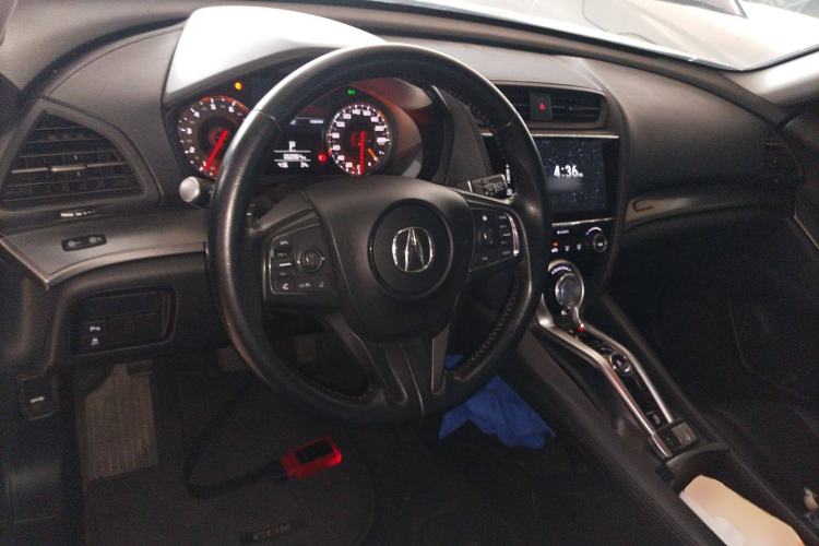 Used Acura CDX 2020 1.5T Two-Wheel Drive Enjoy Plus Version Center Console