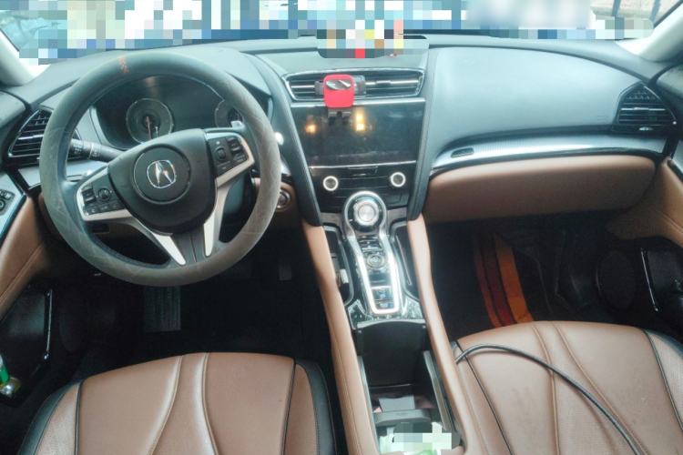 Used Acura CDX 2021 1.5T Two-Wheel Drive Deluxe Edition Center Console