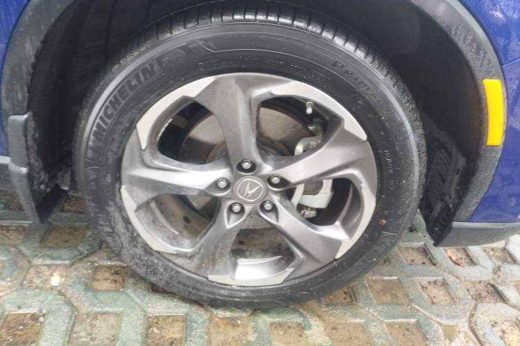 Used Acura CDX 2021 1.5T Two-Wheel Drive Deluxe Edition Right Front Wheel Hub