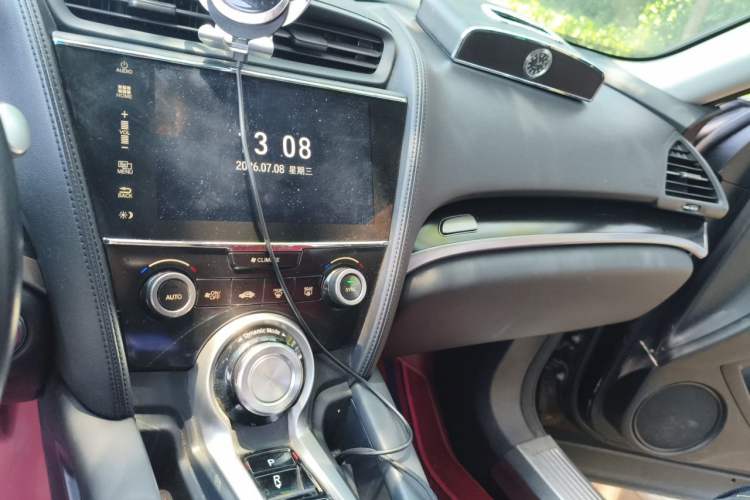 Used Acura CDX 2021 1.5T Two-Wheel Drive Enjoyment Version Audio And AC Panel