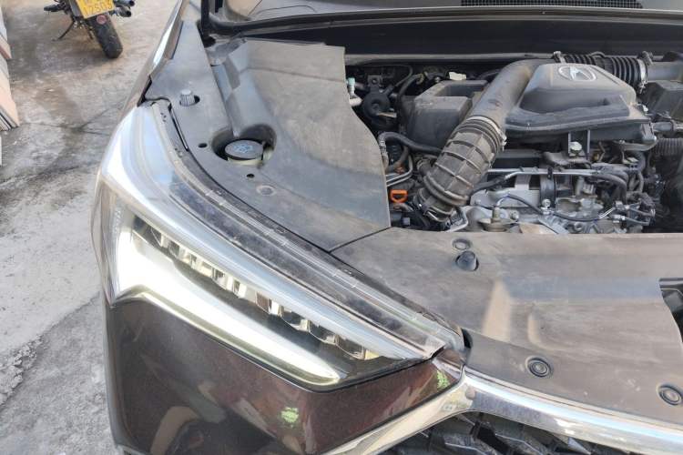 Used Acura CDX 2021 1.5T Two-Wheel Drive Deluxe Edition Engine Bay Right