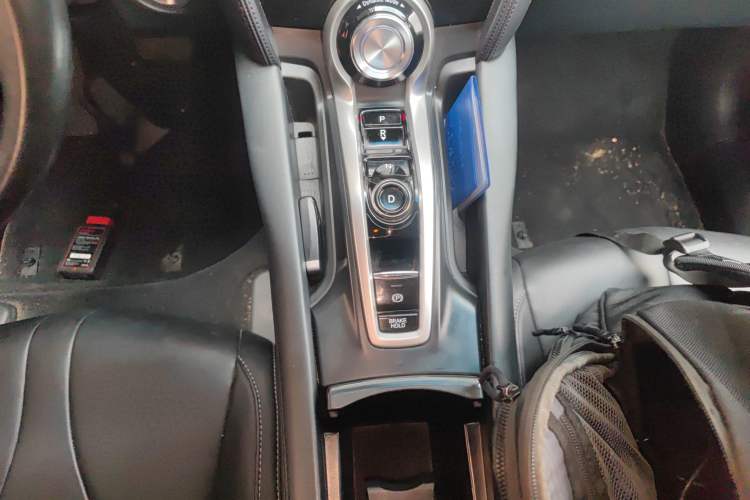 Used Acura CDX 2021 1.5T Two-Wheel Drive Enjoyment Version Gear Lever