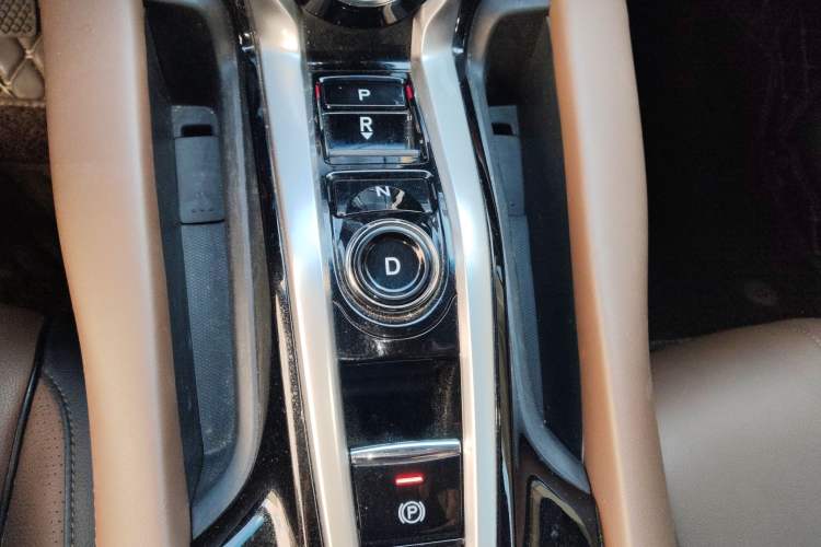 Used Acura CDX 2021 1.5T Two-Wheel Drive Deluxe Edition Gear Lever