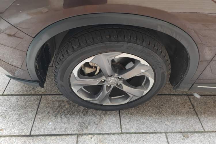 Used Acura CDX 2021 1.5T Two-Wheel Drive Enjoyment Version Left Front Wheel Hub