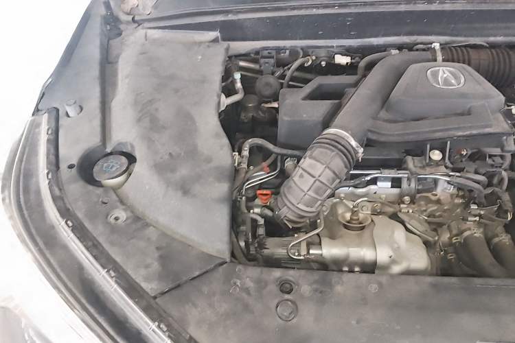 Used Acura CDX 2021 1.5T Two-Wheel Drive Deluxe Edition Engine Bay Right