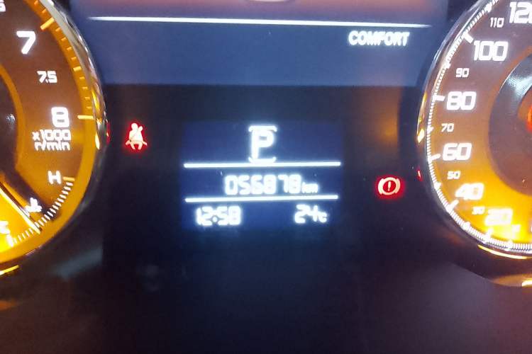 Used Acura CDX 2021 1.5T Two-Wheel Drive Deluxe Edition Odometer Close Up