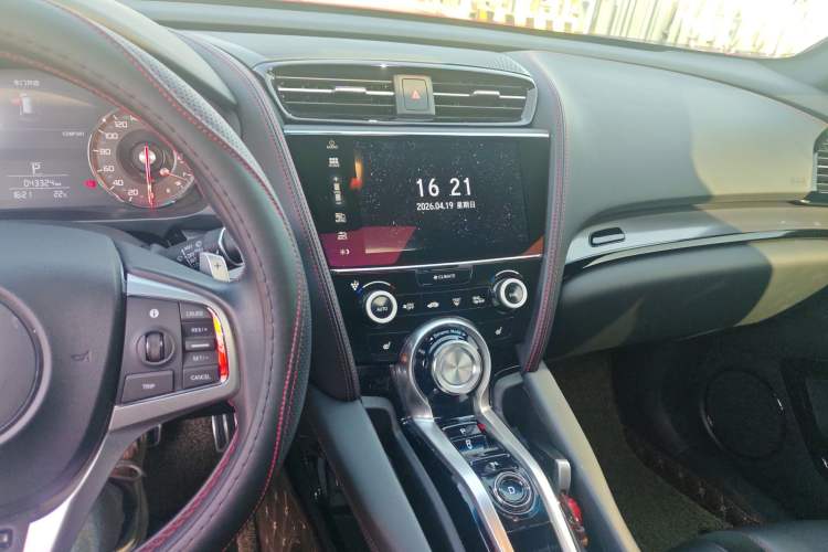 Used Acura CDX 2021 1.5T Two-Wheel Drive Luxury · A-Spec Sport Model Audio And AC Panel