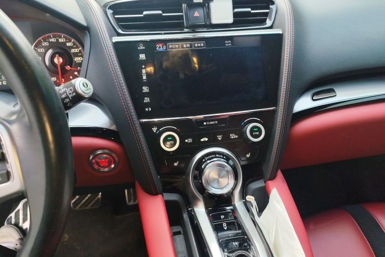 Used Acura CDX 2021 1.5T Two-Wheel Drive Diamond Edition A-Spec Sport Model Audio And AC Panel