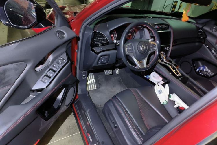 Used Acura CDX 2021 1.5T Two-Wheel Drive Luxury · A-Spec Sport Model Driver Seat