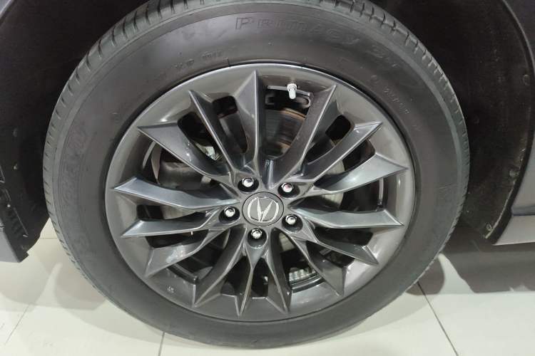Used Acura CDX 2021 1.5T Two-Wheel Drive Luxury · A-Spec Sport Model Exterior 1