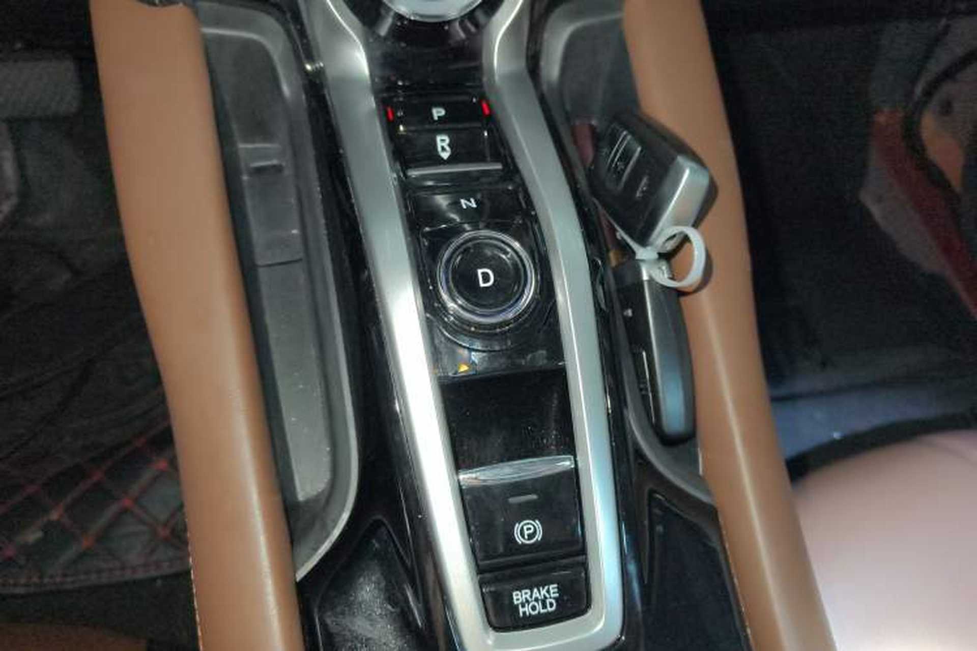 Used Acura CDX 2021 1.5T Two-Wheel Drive Deluxe Edition Gear Lever