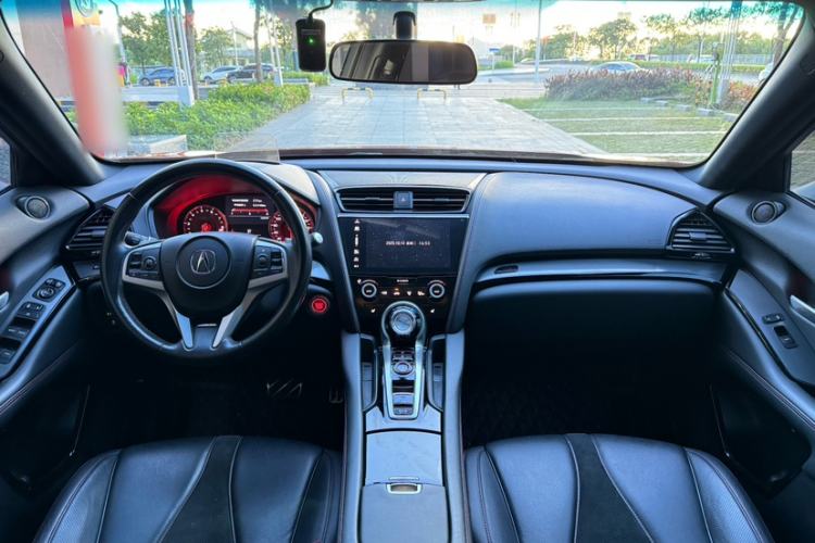 Used Acura CDX 2021 1.5T Two-Wheel Drive Luxury · A-Spec Sport Model Interior 2