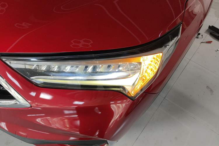 Used Acura CDX 2021 1.5T Two-Wheel Drive Deluxe Edition Left Front Headlight