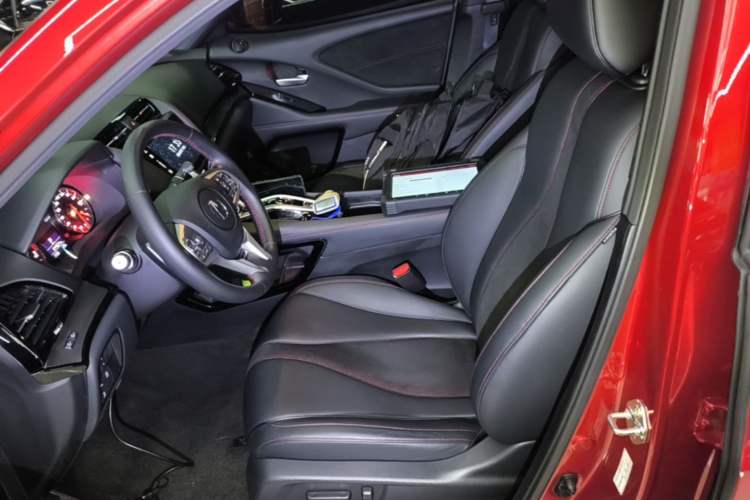 Used Acura CDX 2021 1.5T Two-Wheel Drive Luxury · A-Spec Sport Model Left Front Seat