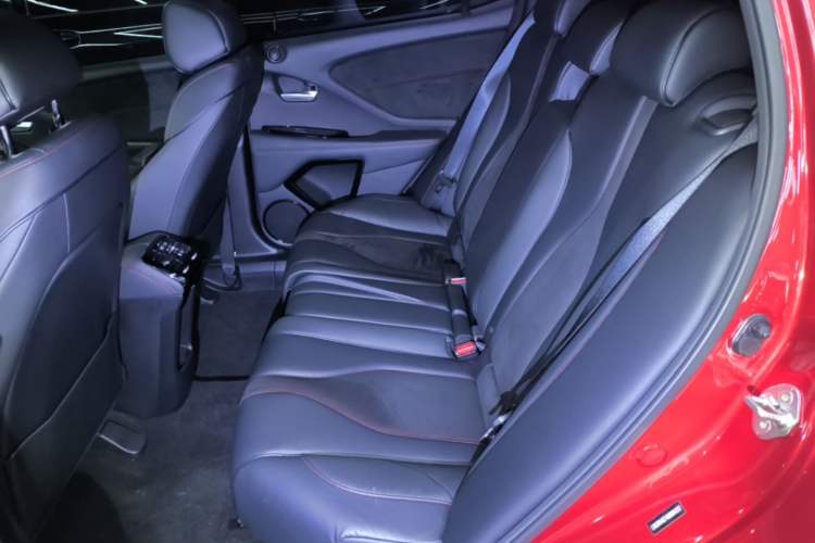 Used Acura CDX 2021 1.5T Two-Wheel Drive Luxury · A-Spec Sport Model Left Rear Seat