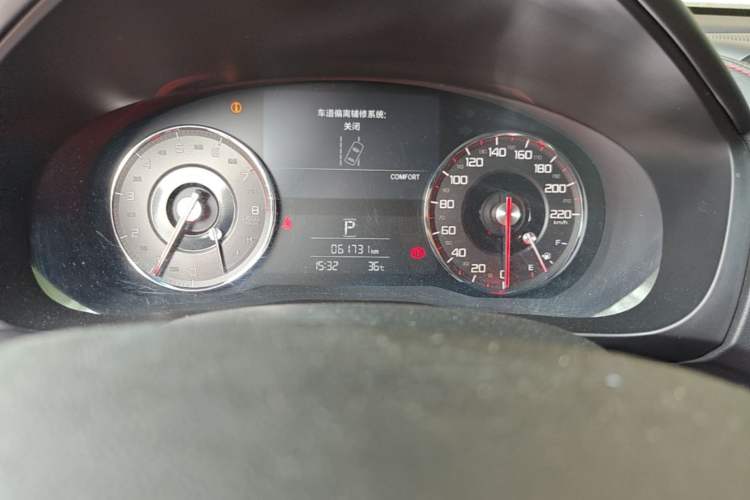 Used Acura CDX 2021 1.5T Two-Wheel Drive Diamond Edition A-Spec Sport Model Odometer Close Up