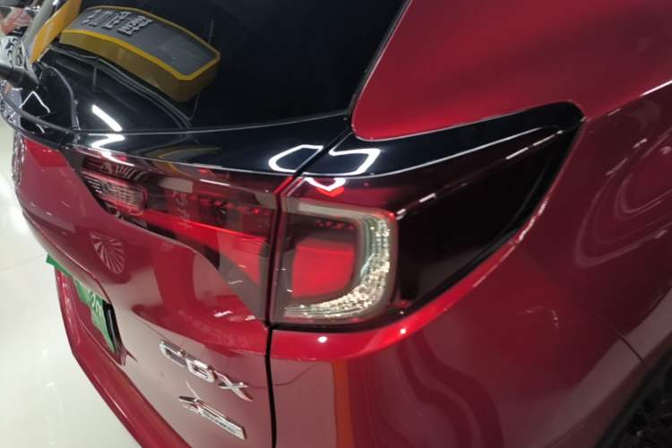 Used Acura CDX 2021 1.5T Two-Wheel Drive Luxury · A-Spec Sport Model Right Rear Taillight