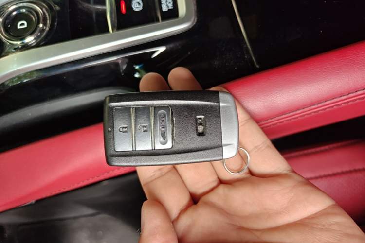 Used Acura CDX 2021 1.5T Two-Wheel Drive Diamond Edition A-Spec Sport Model Vehicle Key