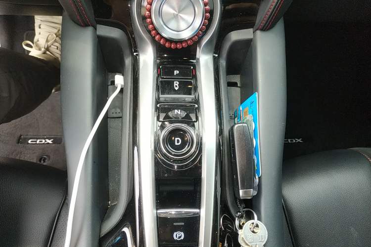 Used Acura CDX 2021 2.0L Two-Wheel Drive Premium·A-Spec Sport Hybrid Gear Lever