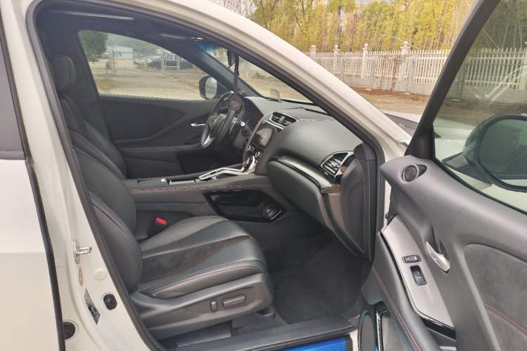 Used Acura CDX 2021 1.5T Two-Wheel Drive Luxury · A-Spec Sport Model Interior 11