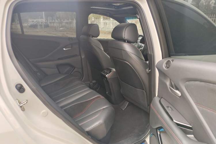 Used Acura CDX 2021 1.5T Two-Wheel Drive Luxury · A-Spec Sport Model Interior 12
