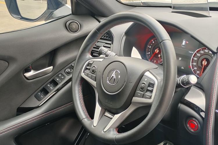 Used Acura CDX 2021 1.5T Two-Wheel Drive Luxury · A-Spec Sport Model Interior 4
